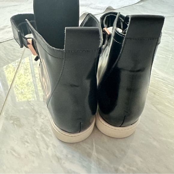 New Saint & Libertine black hidden heel sneakers Velcro closure high tops - Picture 7 of 8